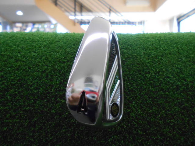 TaylorMade ウェッジ GLOIRE FORGED AW