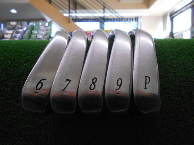 DUNLOP アイアンセット XXIO (2018) ネイビー  5本