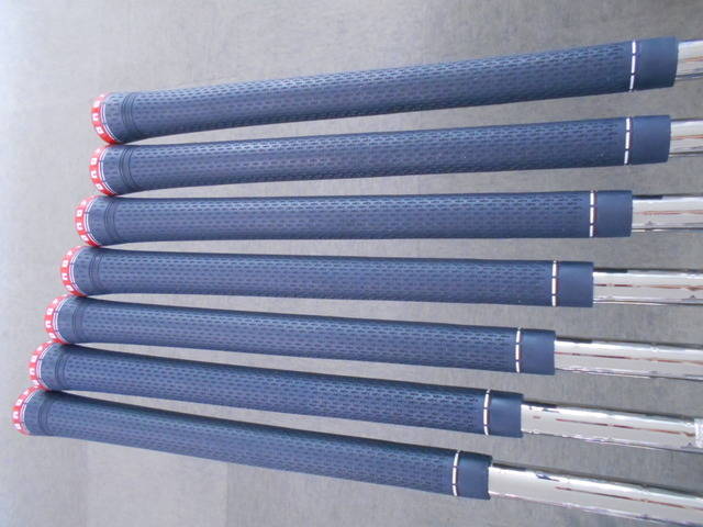 中古 ONOFF AKA (2020) 7本アイアンセット ゴルフ用品