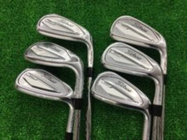 中古ゴルフ Titleist アイアンセットの写真