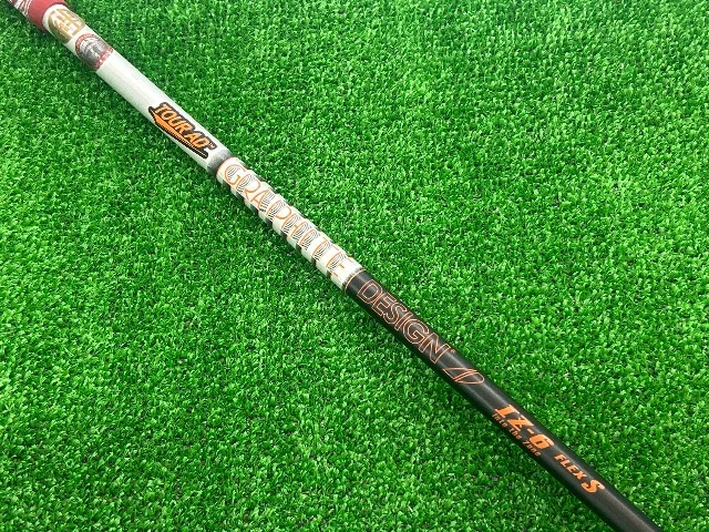中古ゴルフ TOUR AD IZ-6 (S) (テーラーメイド用スリーブ)の写真