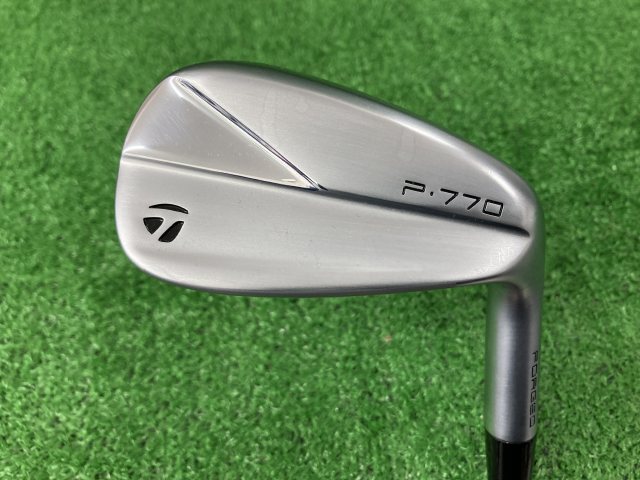 中古ゴルフ TaylorMade アイアンセットの写真