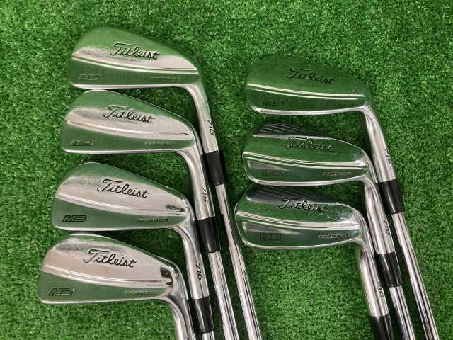 中古ゴルフ Titleist アイアンセットの写真