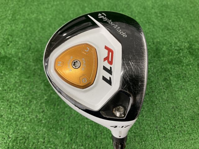 中古ゴルフ TaylorMade ドライバーの写真