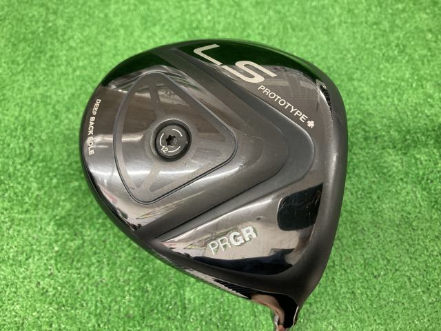 中古ゴルフ PRGR ドライバーの写真