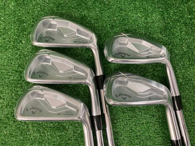 中古ゴルフ Callaway アイアンセットの写真