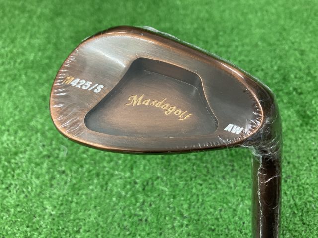 中古ゴルフ STUDIO WEDGE M425/S(ストレート) 銅メッキ AW 54°の写真