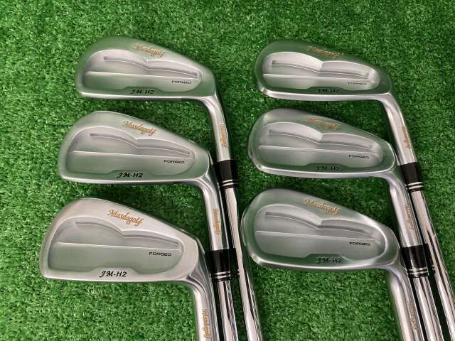 中古ゴルフ MasdaGolf アイアンセットの写真