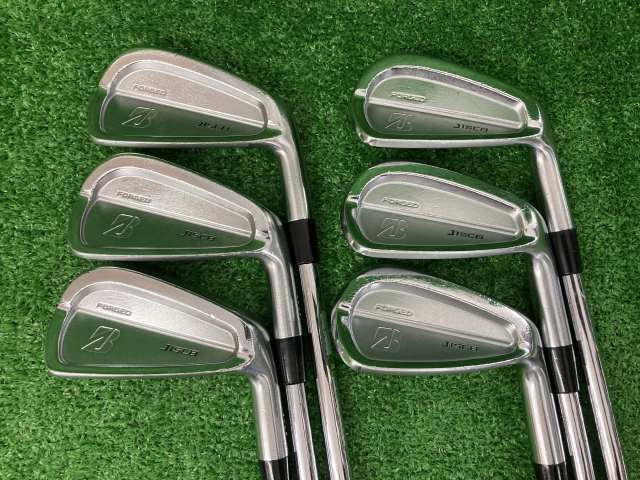中古ゴルフ BRIDGESTONE アイアンセットの写真
