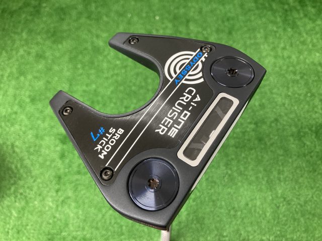 中古ゴルフ ODYSSEY パターの写真