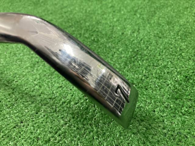 中古 ゼクシオ2024 Navy 7I 28°ユーティリティ ゴルフ用品