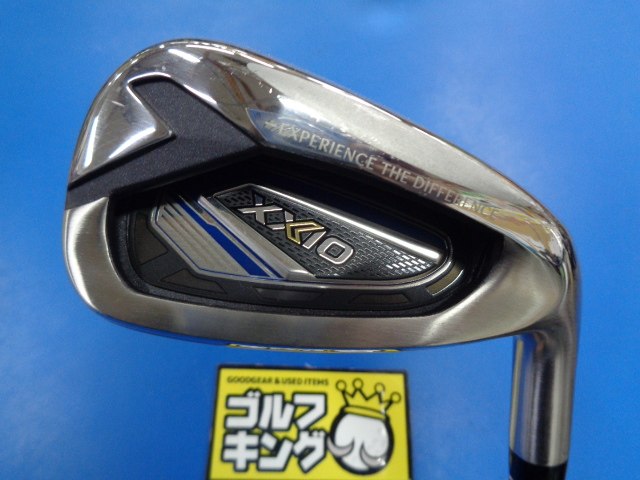 中古ゴルフ ゼクシオ2022 Navy 7I 28°の写真
