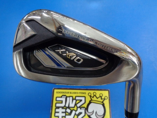 中古ゴルフ ゼクシオ2022 Navy 7I 28°の写真