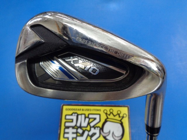 中古ゴルフ ゼクシオ2022 Navy 7I 28°の写真
