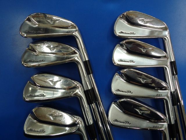 中古ゴルフ Mizuno Pro 221 8本の写真