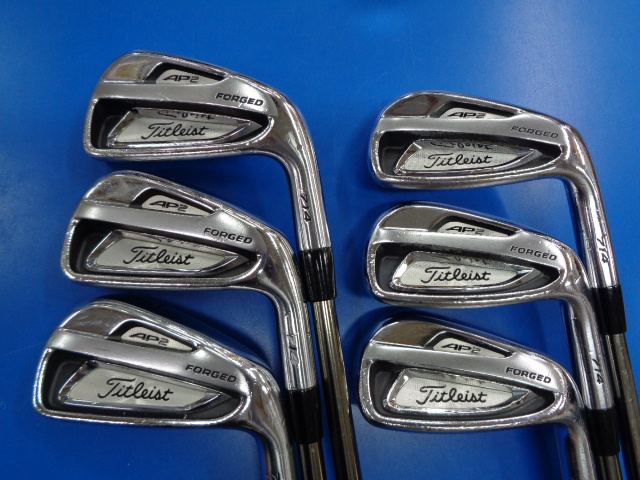 中古ゴルフ Titleist アイアンセットの写真