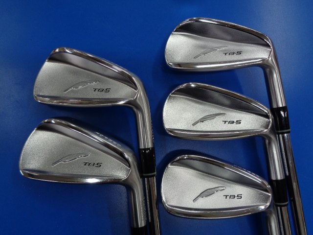 中古ゴルフ FOURTEEN アイアンセットの写真