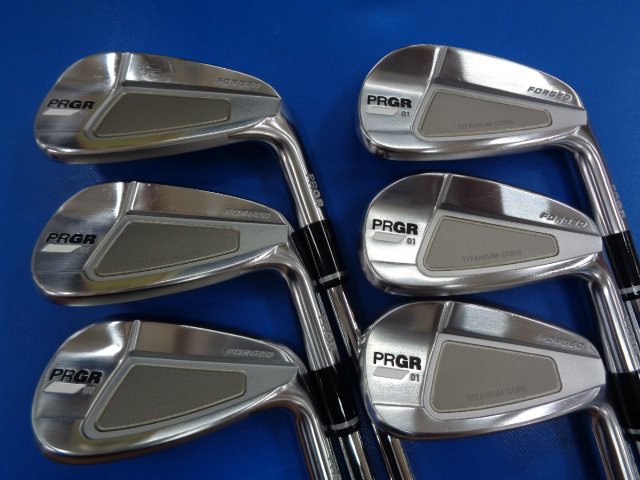 中古ゴルフ PRGR 01 6本