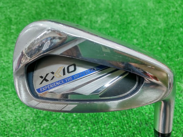 中古ゴルフ ゼクシオ2020 Navy 7I 28°