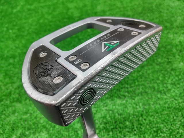 中古ゴルフ ODYSSEY パターの写真