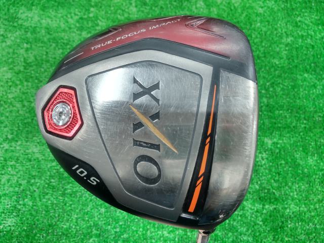 中古ゴルフ ゼクシオ2018 Red 10.5°の写真