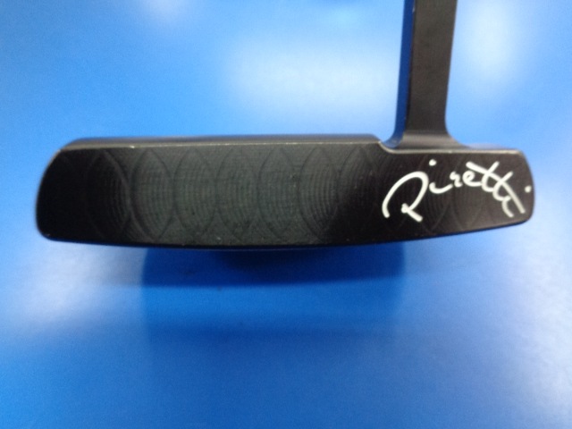 Piretti パター Midnight Black BOSA