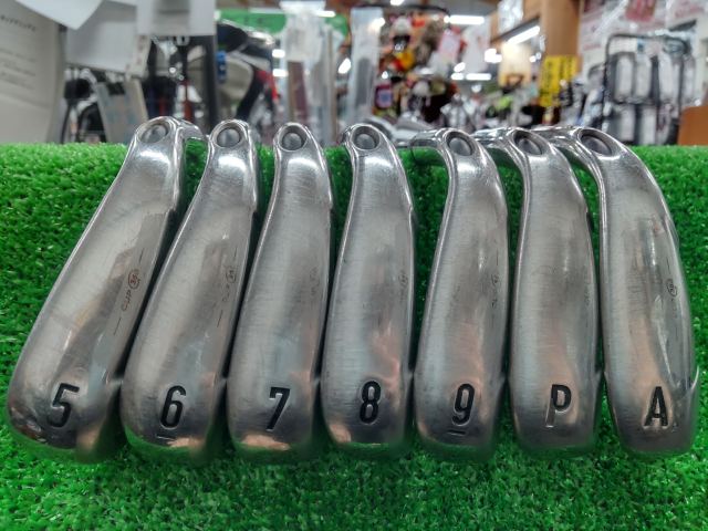 アイアンセット ゴルフ用品