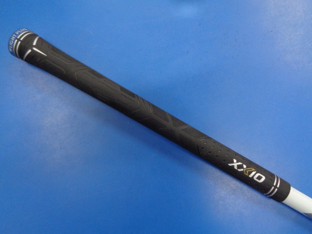 中古 ゼクシオ2022 Navy 7I 28°ユーティリティ ゴルフ用品