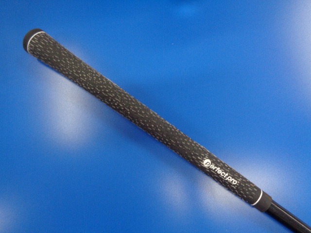中古 ゼクシオ2020 Navy 7I 28°ユーティリティ ゴルフ用品