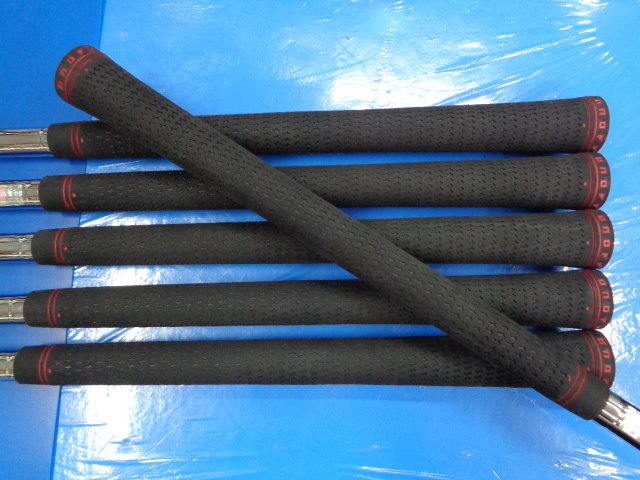中古 ONOFF FORGED KURO 2024 6本アイアンセット ゴルフ用品