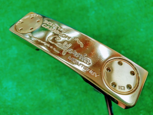 中古 カリフォルニア モントレー ゴールドIP加工パター ゴルフ用品
