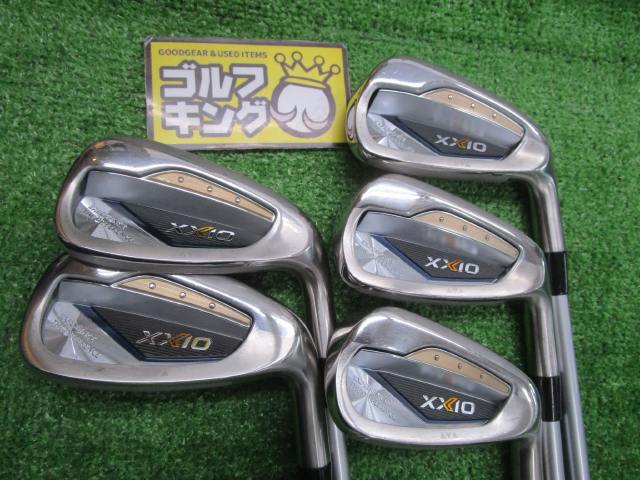 中古ゴルフ ゼクシオ2024 Navy 5本の写真