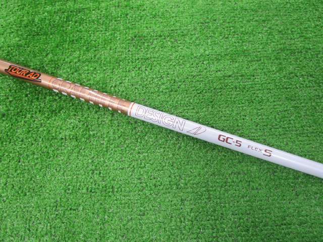 中古ゴルフ GRAPHITE DESIGN シャフトの写真