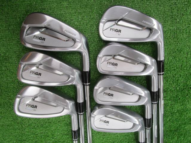 中古ゴルフ PRGR 03 7本の写真