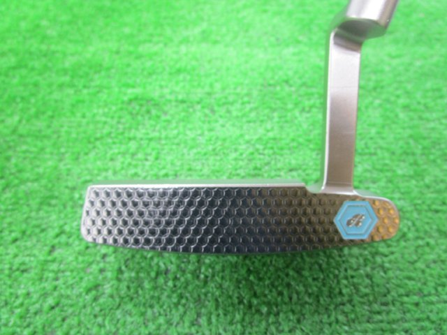 R･J BETTINARDI パター QueenB5 2019