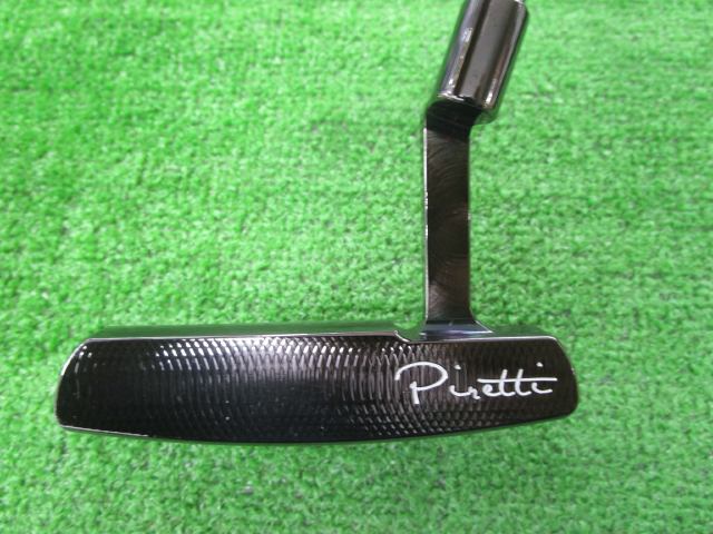 Piretti パター Bosa