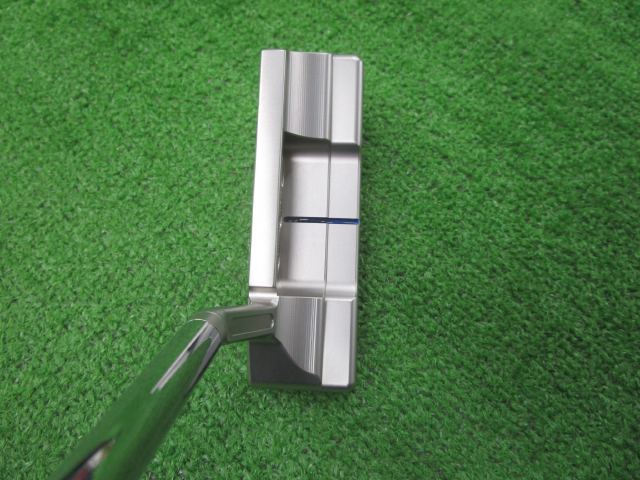 中古 CHAMPIONS CHOICE NEWPORT2.5+ BUTTON BACKパター ゴルフ用品