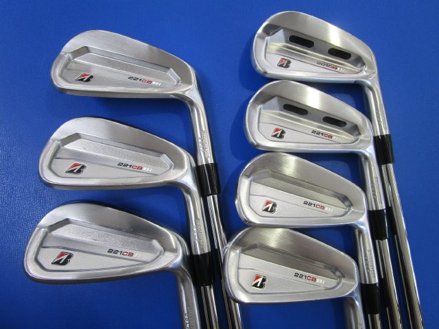 中古ゴルフ 221CB 7本の写真
