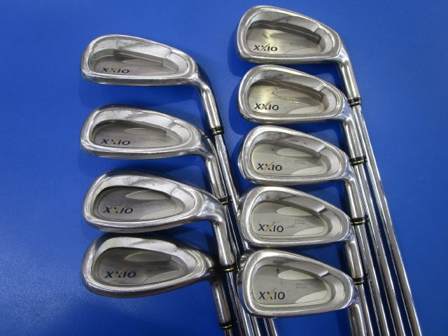 中古ゴルフ ゼクシオ2002モデル 9本
