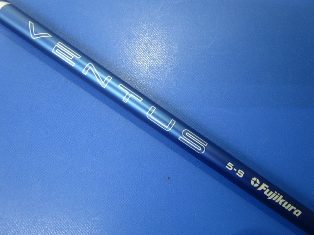 中古ゴルフ 24 VENTUS BL 5（S） キャロウェイ用スリーブ 44.25インチの写真