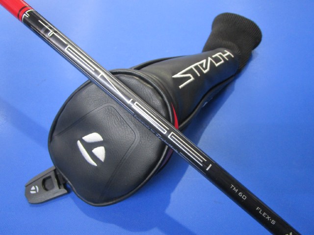 中古 STEALTH RESCUE #4 22°ユーティリティ ゴルフ用品