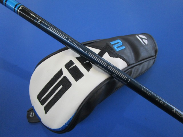 中古 SIM2 MAX RESCUE #4 22°ユーティリティ ゴルフ用品