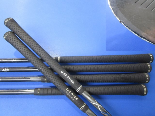中古 ゼクシオ2014モデル 6本アイアンセット ゴルフ用品
