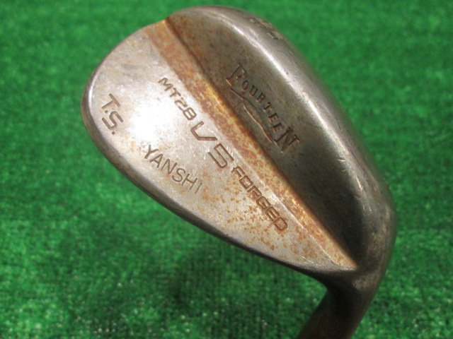 中古ゴルフ FOURTEEN ウェッジの写真