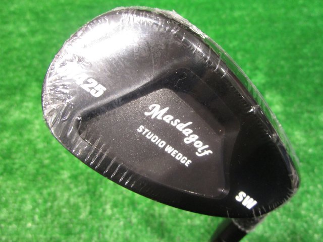 中古ゴルフ STUDIO WEDGE M425 ブラックオキサイド仕上  56度 彫刻 56°