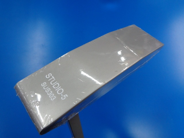 中古ゴルフ STUDIO-5 ホワイトビーズ仕上げの写真