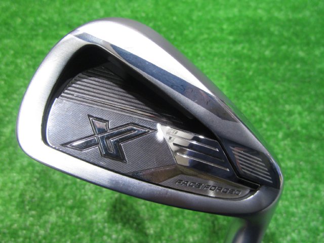 中古ゴルフ ゼクシオX2024 7I 29°の写真