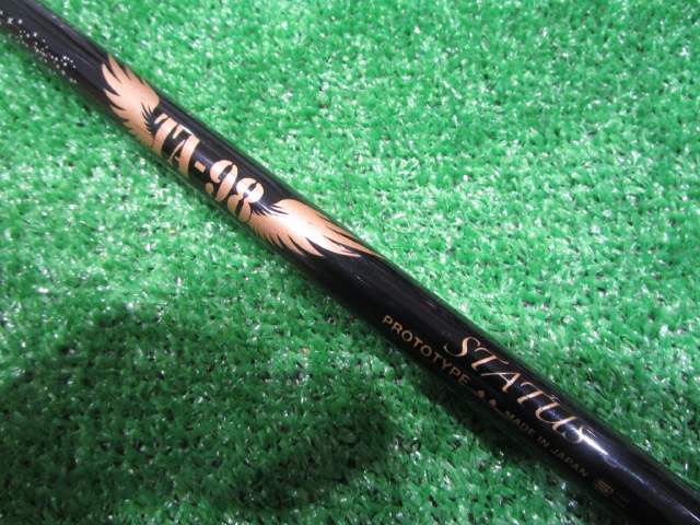 中古 COMPETIZIONE 568 STRONGLUCK 460 9°ドライバー ゴルフ用品