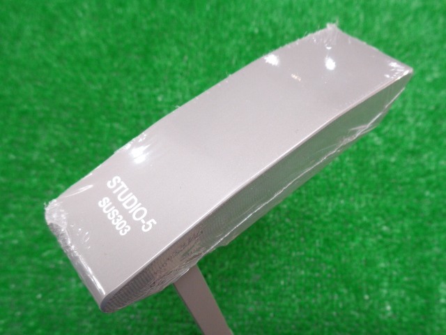 中古ゴルフ STUDIO-5 ホワイトビーズ仕上げの写真