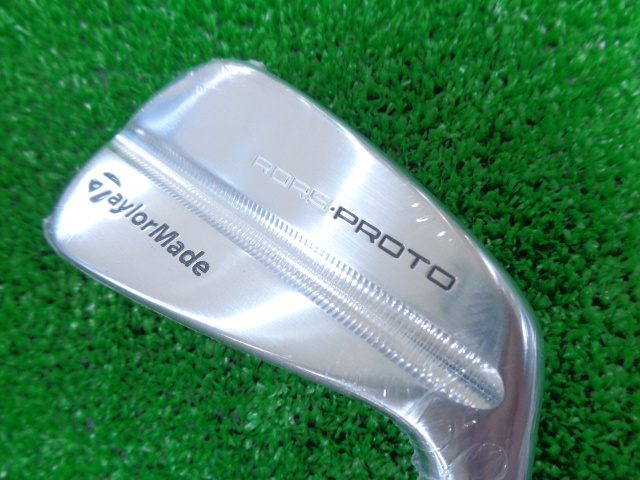 中古ゴルフ TaylorMade アイアンセットの写真